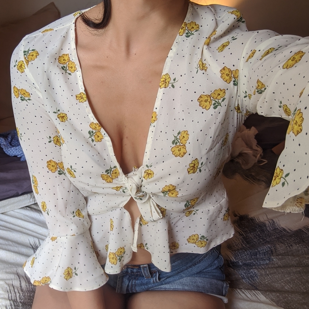 Miss Selfridge front tie top white and yellow